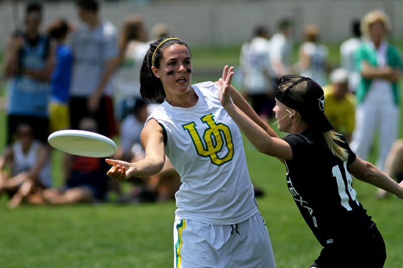 A University of Oregon player at the 2012 College Championships.