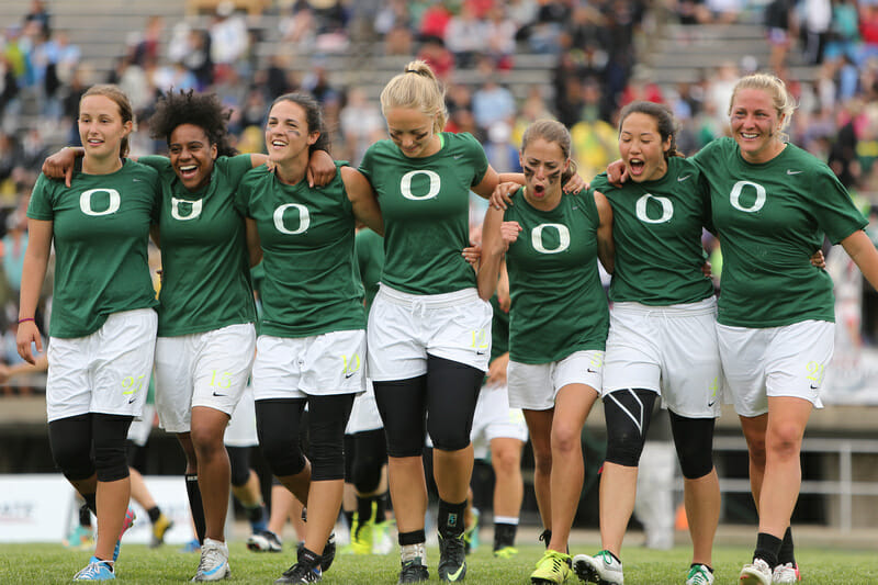 Oregon Fugue in front of the sizable crowd in Madison at the 2013 USA Ultimate D-I College Championships.