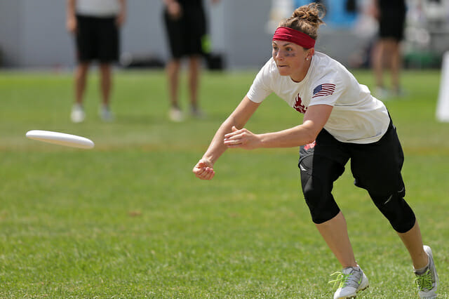 Seattle Riot's Rohre Titcomb attacks the disc at the 2014 US Open.