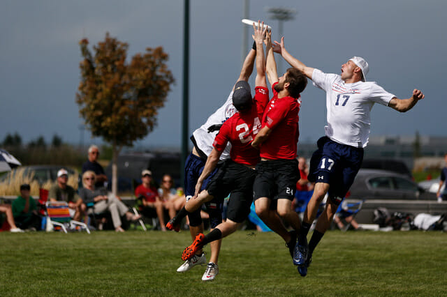 Doublewide v. Johnny Bravo in the 2013 South Central Regional final.