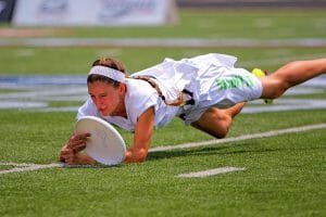 Mish laying out for a disc at the 2015 US Open. Photo: Alex Fraser -- UltiPhotos.com